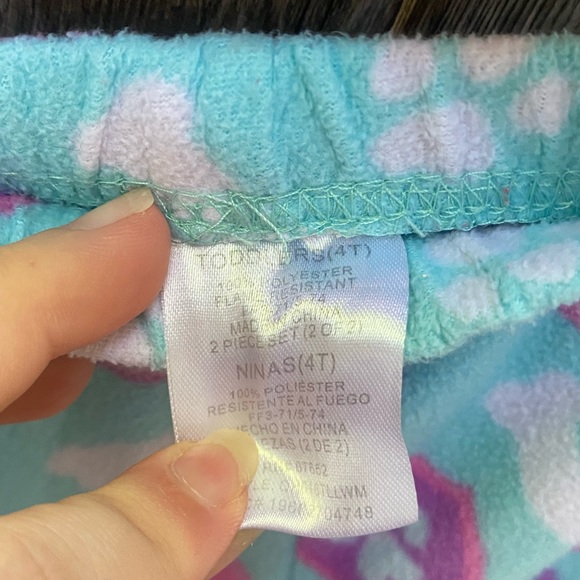 Paw patrol fleece pajamas size 4t - Picture 6 of 6